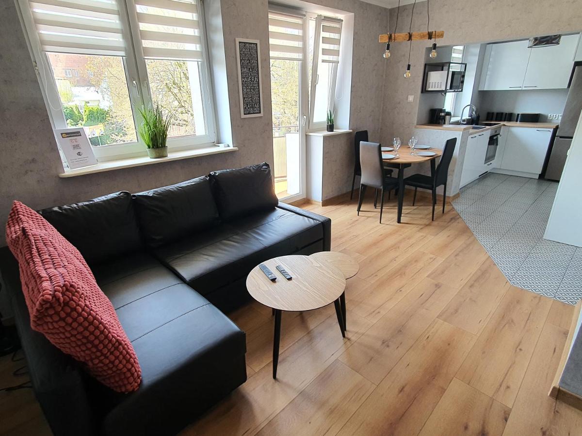 Jdk Apartamenty Legionow 32M2 4-Osobowy กาลิช ภายนอก รูปภาพ